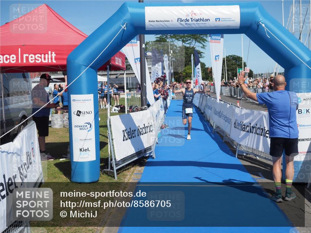 17.08.2025 - KN Förde Triathlon 2025 MichiJ http://msf.ph/oto/8586705 17.08.2025 13:28:24 Laufen 408 meine-sportfotos.de
