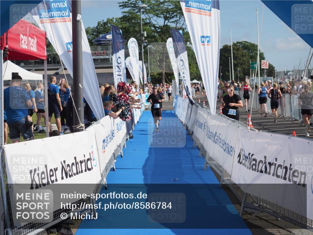 17.08.2025 - KN Förde Triathlon 2025 MichiJ http://msf.ph/oto/8586784 17.08.2025 10:26:26 Laufen 110, 166, 168 meine-sportfotos.de