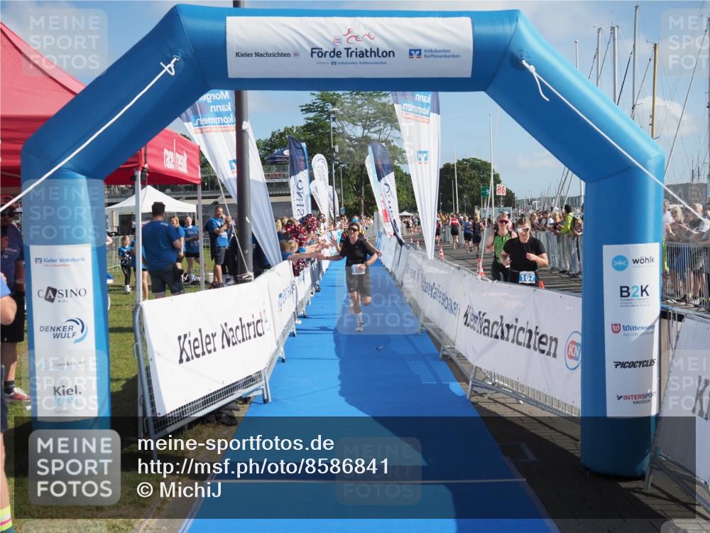 17.08.2025 - KN Förde Triathlon 2025 MichiJ http://msf.ph/oto/8586841 17.08.2025 10:26:28 Laufen 110, 166, 168 meine-sportfotos.de