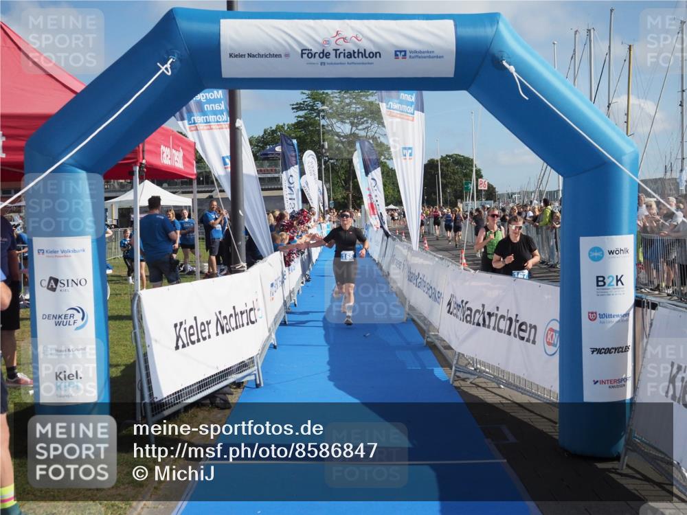 17.08.2025 - KN Förde Triathlon 2025 MichiJ http://msf.ph/oto/8586847 17.08.2025 10:26:29 Laufen 166, 168 meine-sportfotos.de
