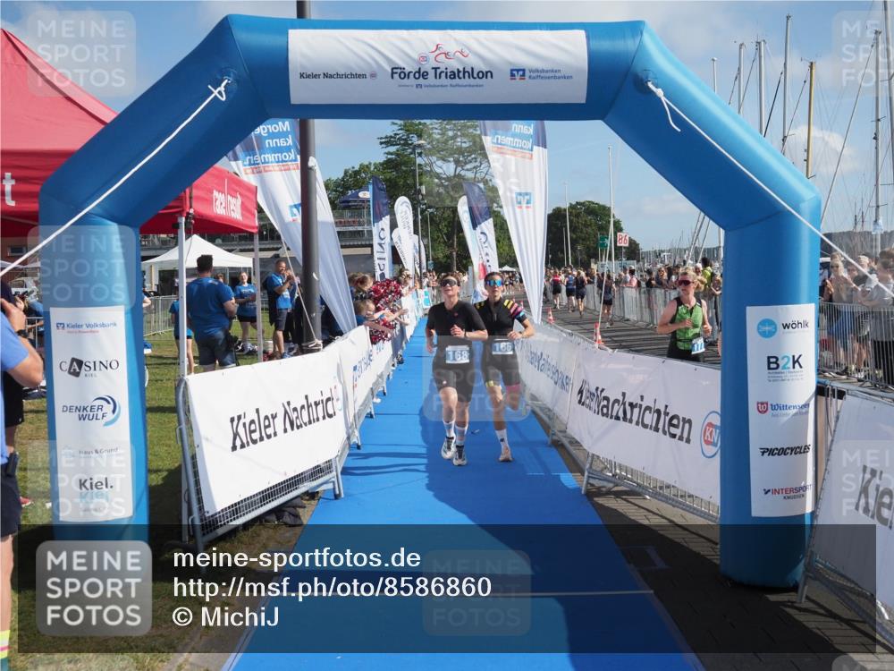 17.08.2025 - KN Förde Triathlon 2025 MichiJ http://msf.ph/oto/8586860 17.08.2025 10:26:30 Laufen 166, 168 meine-sportfotos.de