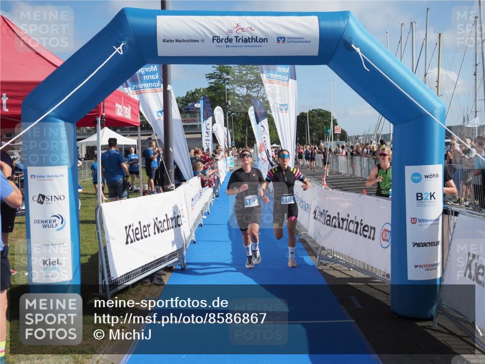 17.08.2025 - KN Förde Triathlon 2025 MichiJ http://msf.ph/oto/8586867 17.08.2025 10:26:30 Laufen 166, 168 meine-sportfotos.de