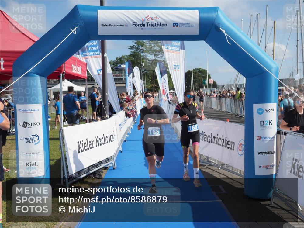 17.08.2025 - KN Förde Triathlon 2025 MichiJ http://msf.ph/oto/8586879 17.08.2025 10:26:30 Laufen 166, 168 meine-sportfotos.de