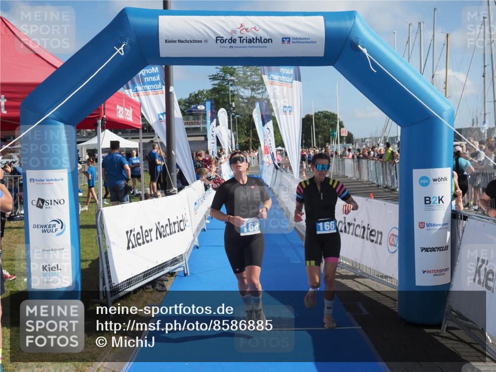 17.08.2025 - KN Förde Triathlon 2025 MichiJ http://msf.ph/oto/8586885 17.08.2025 10:26:31 Laufen 166, 168 meine-sportfotos.de