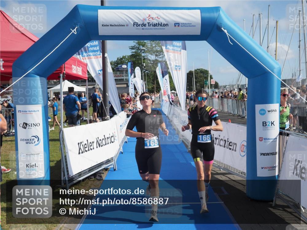 17.08.2025 - KN Förde Triathlon 2025 MichiJ http://msf.ph/oto/8586887 17.08.2025 10:26:31 Laufen 166, 168 meine-sportfotos.de