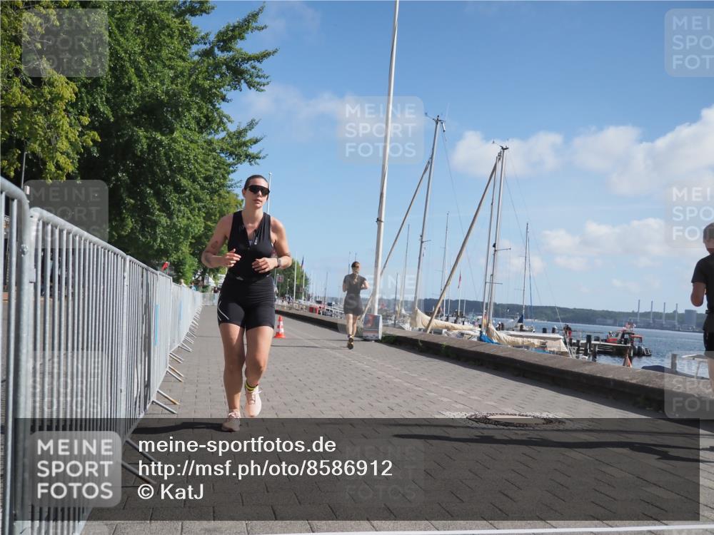 17.08.2025 - KN Förde Triathlon 2025 KatJ http://msf.ph/oto/8586912 17.08.2025 10:36:12 Laufen 248 meine-sportfotos.de