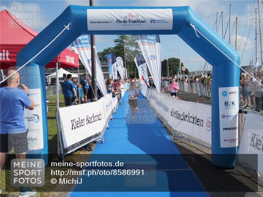 17.08.2025 - KN Förde Triathlon 2025 MichiJ http://msf.ph/oto/8586991 17.08.2025 10:26:40 Laufen 157 meine-sportfotos.de