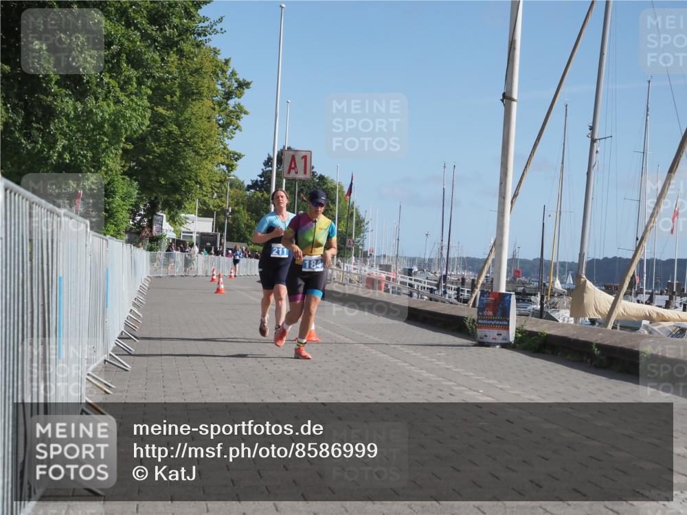 17.08.2025 - KN Förde Triathlon 2025 KatJ http://msf.ph/oto/8586999 17.08.2025 10:36:55 Laufen 184, 211 meine-sportfotos.de