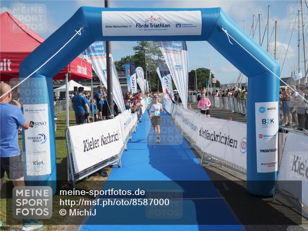 17.08.2025 - KN Förde Triathlon 2025 MichiJ http://msf.ph/oto/8587000 17.08.2025 10:26:41 Laufen 157 meine-sportfotos.de