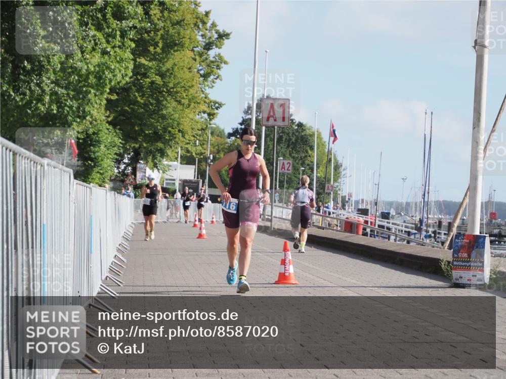 17.08.2025 - KN Förde Triathlon 2025 KatJ http://msf.ph/oto/8587020 17.08.2025 10:12:07 Laufen 116 meine-sportfotos.de