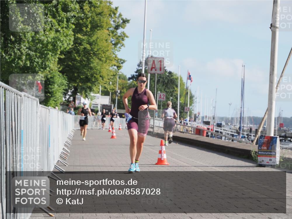 17.08.2025 - KN Förde Triathlon 2025 KatJ http://msf.ph/oto/8587028 17.08.2025 10:12:07 Laufen 116 meine-sportfotos.de