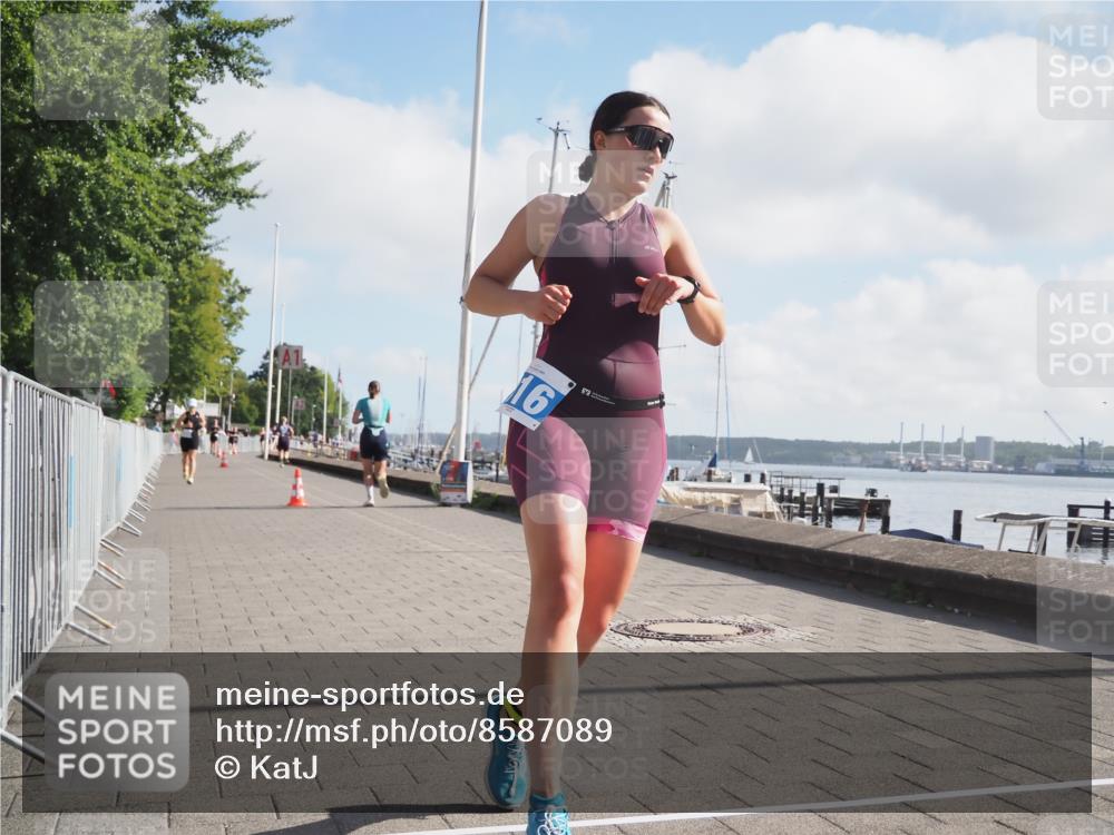 17.08.2025 - KN Förde Triathlon 2025 KatJ http://msf.ph/oto/8587089 17.08.2025 10:12:11 Laufen 116, 250 meine-sportfotos.de