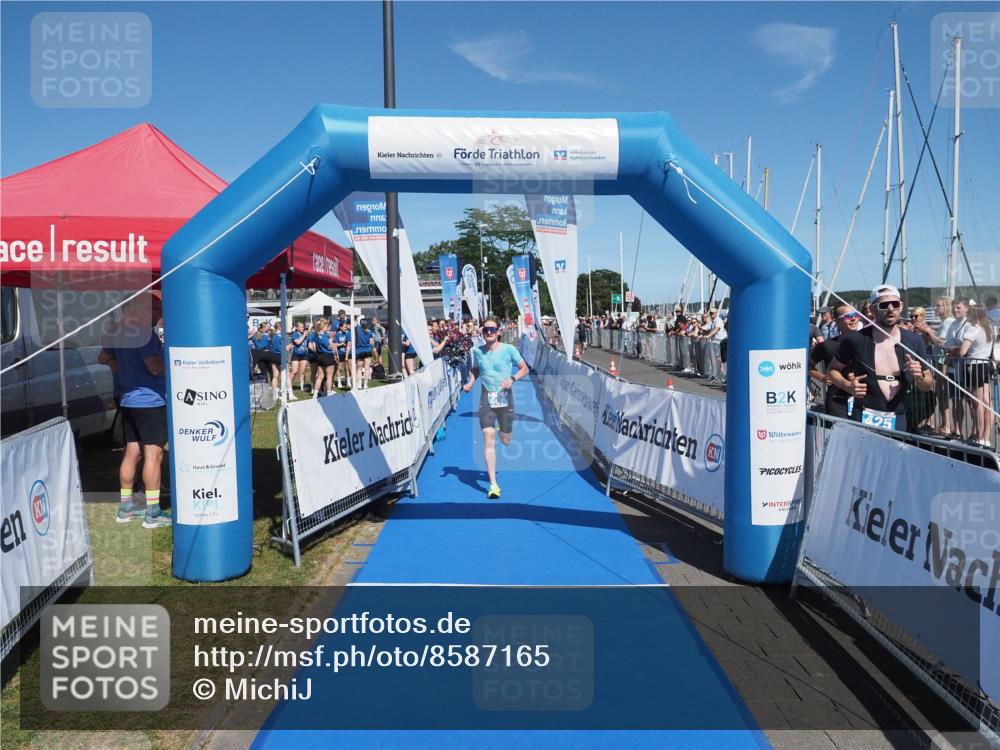17.08.2025 - KN Förde Triathlon 2025 MichiJ http://msf.ph/oto/8587165 17.08.2025 13:39:33 Laufen 406 meine-sportfotos.de