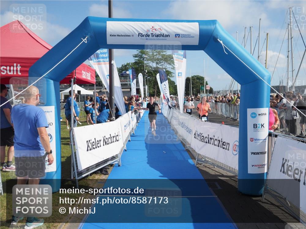 17.08.2025 - KN Förde Triathlon 2025 MichiJ http://msf.ph/oto/8587173 17.08.2025 10:27:17 Laufen 126 meine-sportfotos.de