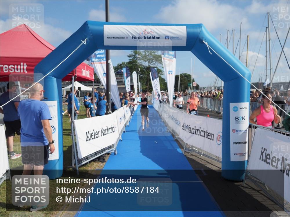17.08.2025 - KN Förde Triathlon 2025 MichiJ http://msf.ph/oto/8587184 17.08.2025 10:27:17 Laufen 126 meine-sportfotos.de