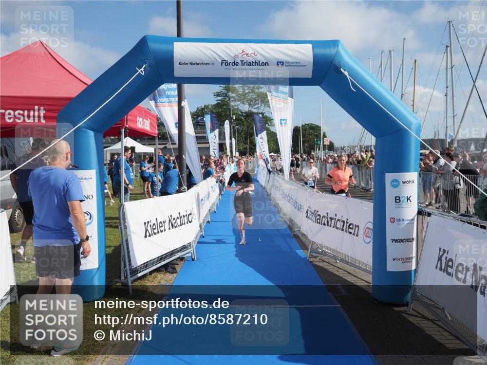 17.08.2025 - KN Förde Triathlon 2025 MichiJ http://msf.ph/oto/8587210 17.08.2025 10:27:18 Laufen 126 meine-sportfotos.de