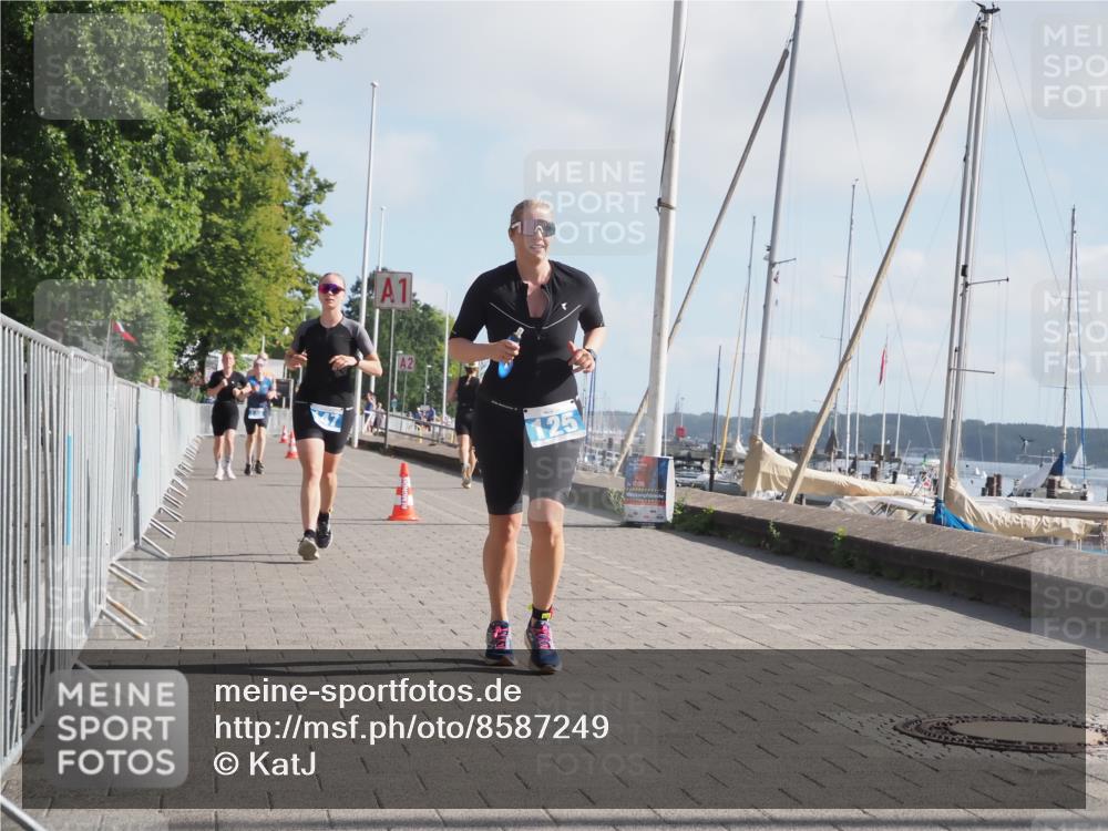 17.08.2025 - KN Förde Triathlon 2025 KatJ http://msf.ph/oto/8587249 17.08.2025 10:12:31 Laufen 125, 126, 147, 158 meine-sportfotos.de