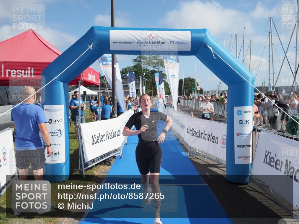 17.08.2025 - KN Förde Triathlon 2025 MichiJ http://msf.ph/oto/8587265 17.08.2025 10:27:19 Laufen 126 meine-sportfotos.de