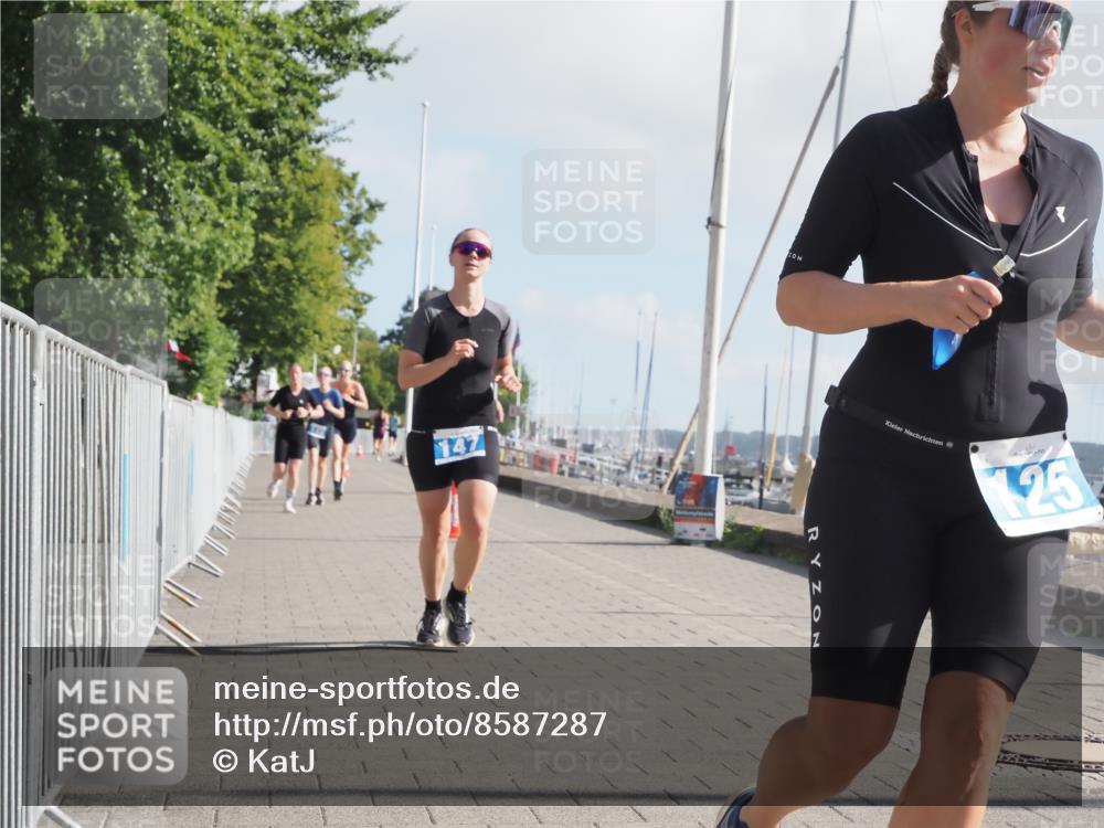 17.08.2025 - KN Förde Triathlon 2025 KatJ http://msf.ph/oto/8587287 17.08.2025 10:12:33 Laufen 125, 126, 147, 148, 158 meine-sportfotos.de