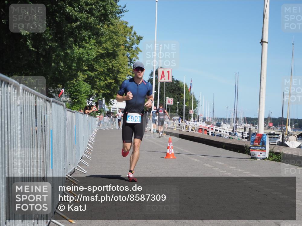 17.08.2025 - KN Förde Triathlon 2025 KatJ http://msf.ph/oto/8587309 17.08.2025 13:30:16 Laufen 409 meine-sportfotos.de