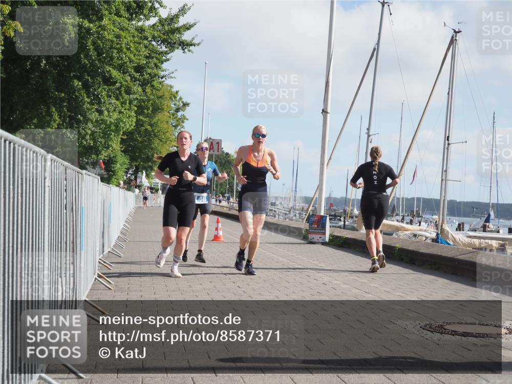 17.08.2025 - KN Förde Triathlon 2025 KatJ http://msf.ph/oto/8587371 17.08.2025 10:12:38 Laufen 126, 148, 158 meine-sportfotos.de