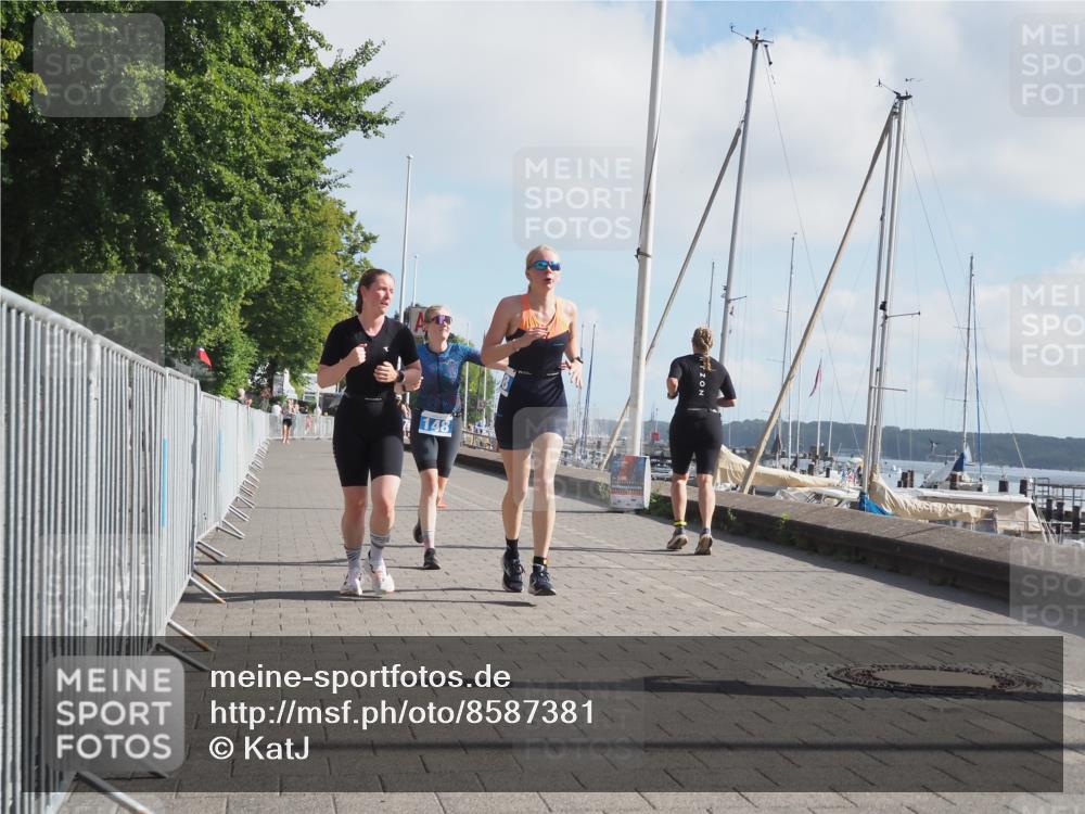 17.08.2025 - KN Förde Triathlon 2025 KatJ http://msf.ph/oto/8587381 17.08.2025 10:12:39 Laufen 126, 148, 158 meine-sportfotos.de