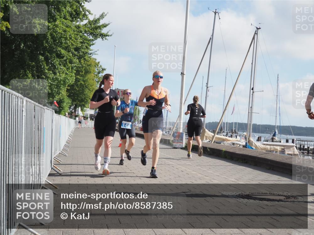 17.08.2025 - KN Förde Triathlon 2025 KatJ http://msf.ph/oto/8587385 17.08.2025 10:12:39 Laufen 126, 148, 158 meine-sportfotos.de