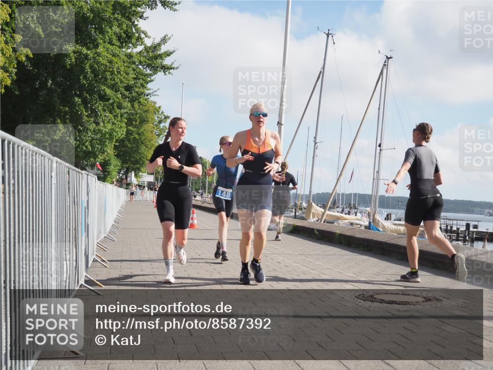17.08.2025 - KN Förde Triathlon 2025 KatJ http://msf.ph/oto/8587392 17.08.2025 10:12:39 Laufen 126, 148, 158 meine-sportfotos.de