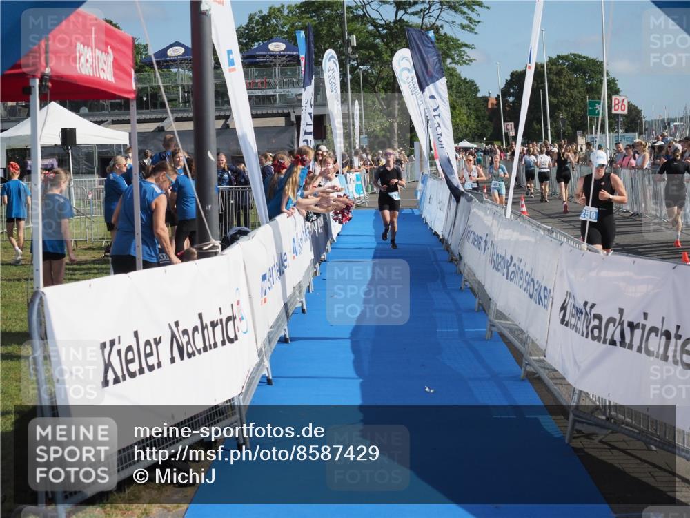 17.08.2025 - KN Förde Triathlon 2025 MichiJ http://msf.ph/oto/8587429 17.08.2025 10:27:48 Laufen 148 meine-sportfotos.de