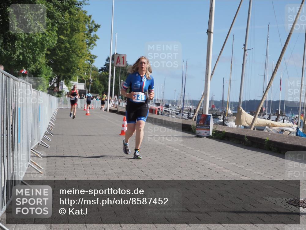 17.08.2025 - KN Förde Triathlon 2025 KatJ http://msf.ph/oto/8587452 17.08.2025 10:37:25 Laufen 149 meine-sportfotos.de