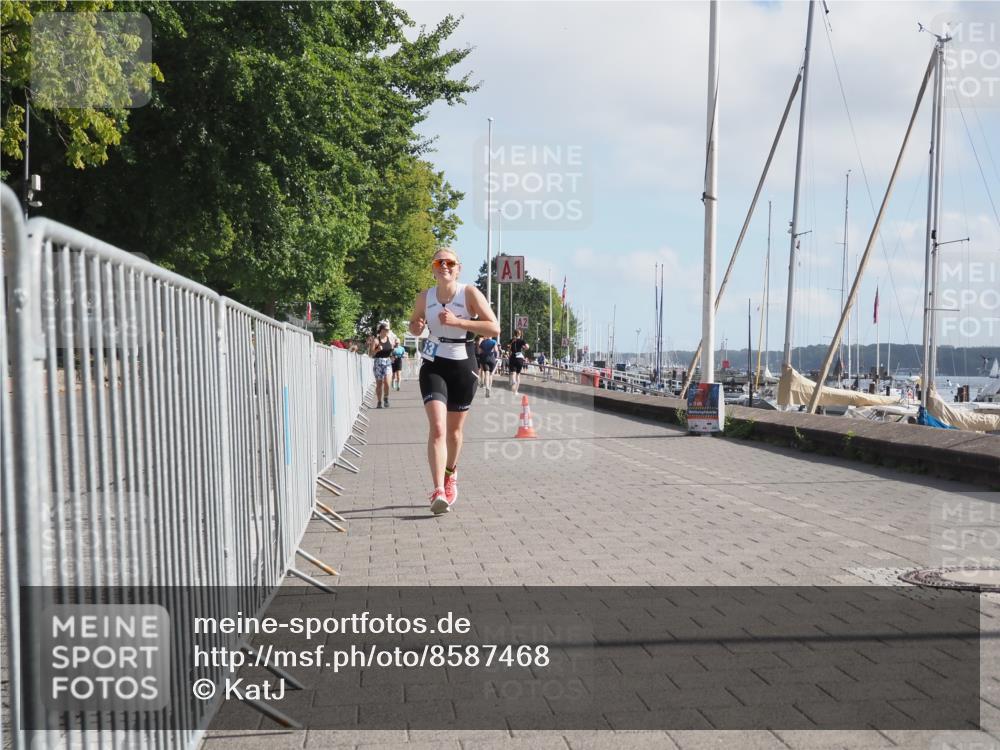 17.08.2025 - KN Förde Triathlon 2025 KatJ http://msf.ph/oto/8587468 17.08.2025 10:12:57 Laufen 153, 168 meine-sportfotos.de