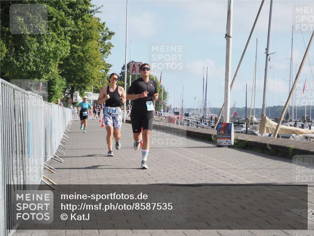 17.08.2025 - KN Förde Triathlon 2025 KatJ http://msf.ph/oto/8587535 17.08.2025 10:13:03 Laufen 107, 168 meine-sportfotos.de