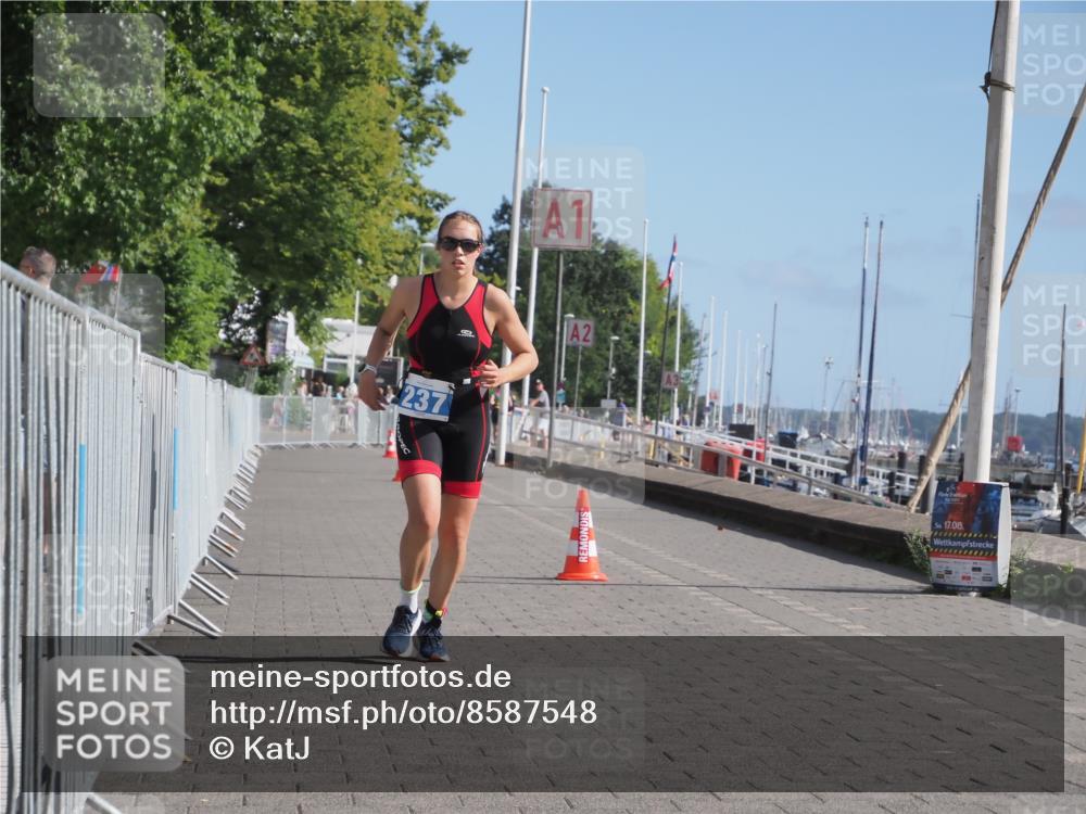 17.08.2025 - KN Förde Triathlon 2025 KatJ http://msf.ph/oto/8587548 17.08.2025 10:37:33 Laufen 237 meine-sportfotos.de
