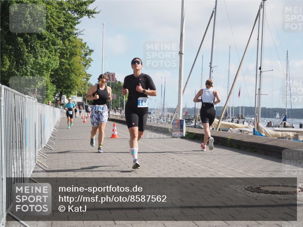 17.08.2025 - KN Förde Triathlon 2025 KatJ http://msf.ph/oto/8587562 17.08.2025 10:13:04 Laufen 107, 141, 168 meine-sportfotos.de