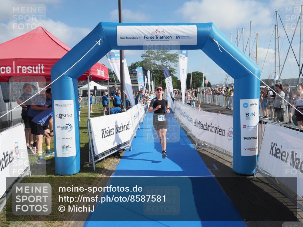 17.08.2025 - KN Förde Triathlon 2025 MichiJ http://msf.ph/oto/8587581 17.08.2025 10:27:53 Laufen 147 meine-sportfotos.de