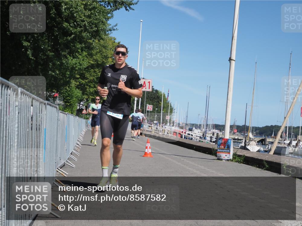 17.08.2025 - KN Förde Triathlon 2025 KatJ http://msf.ph/oto/8587582 17.08.2025 13:30:50 Laufen 434, 450 meine-sportfotos.de