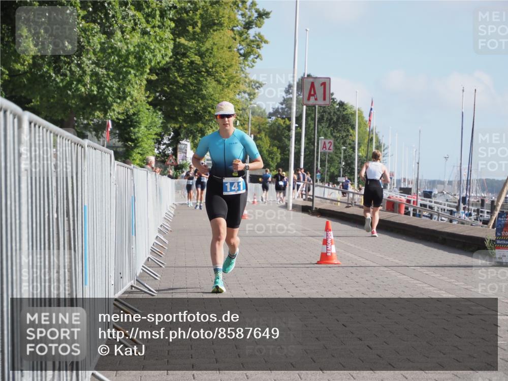 17.08.2025 - KN Förde Triathlon 2025 KatJ http://msf.ph/oto/8587649 17.08.2025 10:13:09 Laufen 107, 141 meine-sportfotos.de
