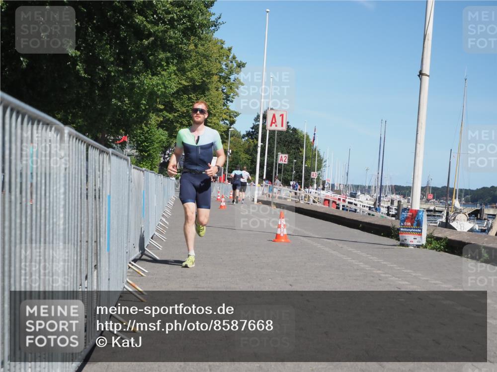 17.08.2025 - KN Förde Triathlon 2025 KatJ http://msf.ph/oto/8587668 17.08.2025 13:30:54 Laufen 434, 450 meine-sportfotos.de