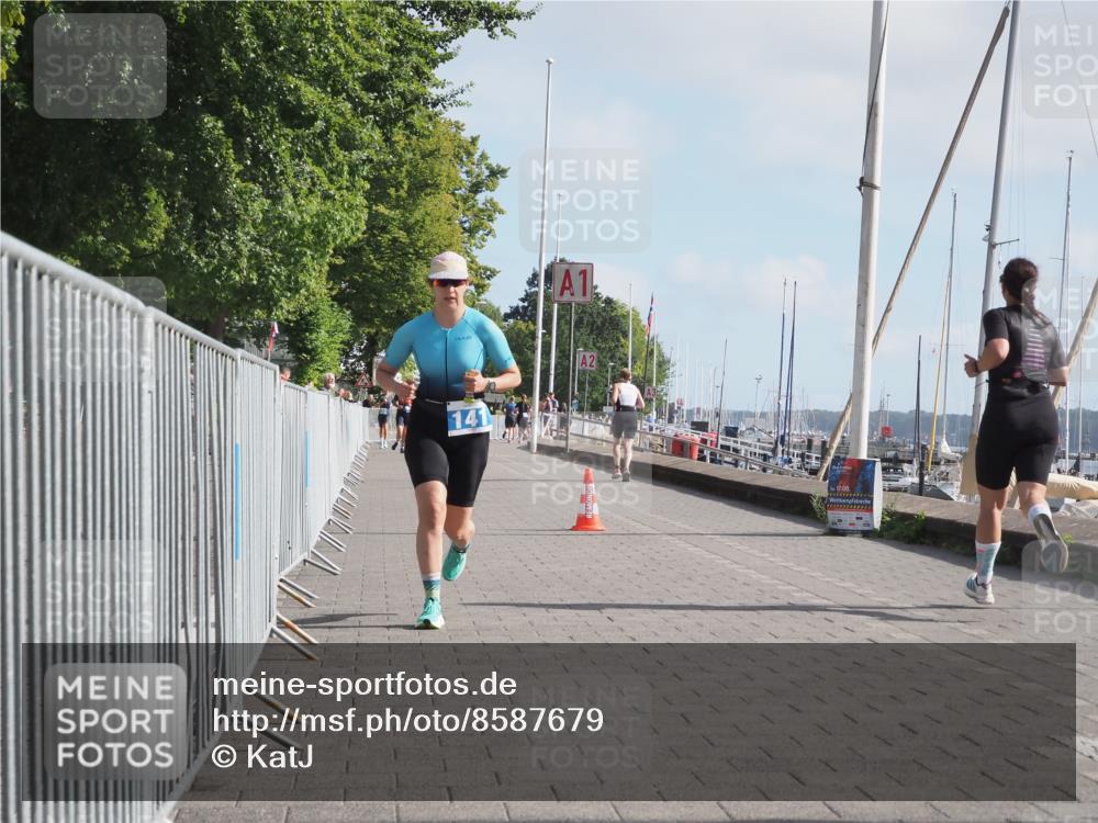 17.08.2025 - KN Förde Triathlon 2025 KatJ http://msf.ph/oto/8587679 17.08.2025 10:13:11 Laufen 141 meine-sportfotos.de
