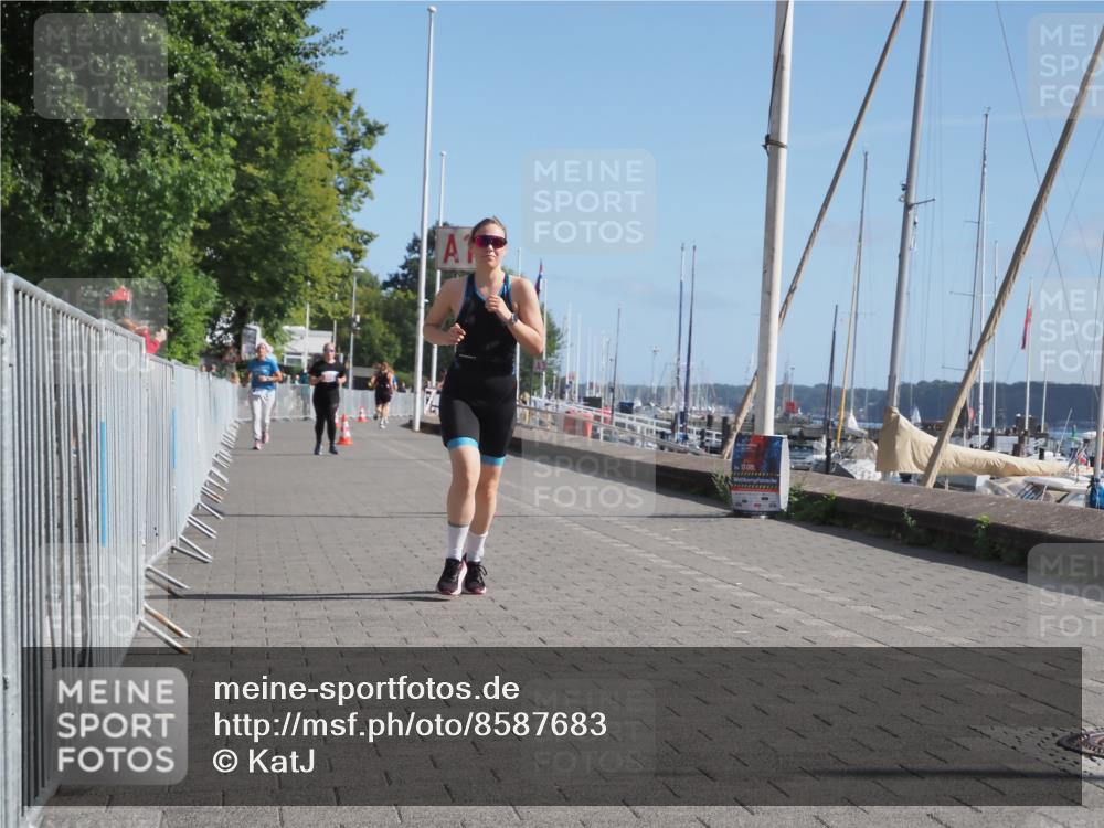 17.08.2025 - KN Förde Triathlon 2025 KatJ http://msf.ph/oto/8587683 17.08.2025 10:38:00 Laufen 174 meine-sportfotos.de