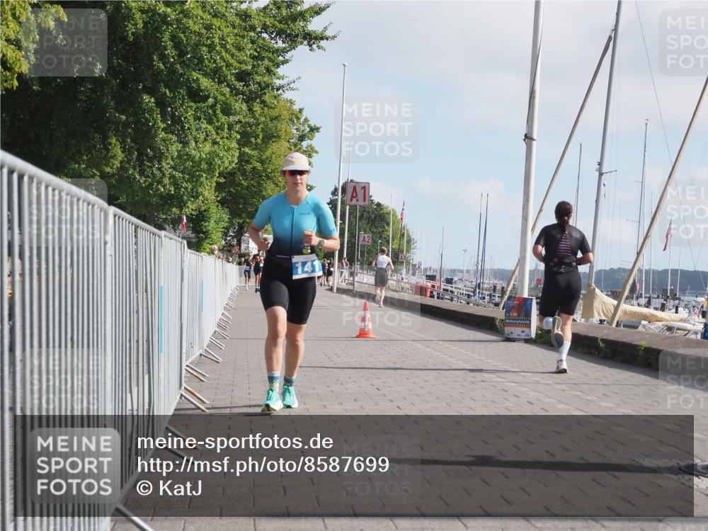 17.08.2025 - KN Förde Triathlon 2025 KatJ http://msf.ph/oto/8587699 17.08.2025 10:13:11 Laufen 141 meine-sportfotos.de
