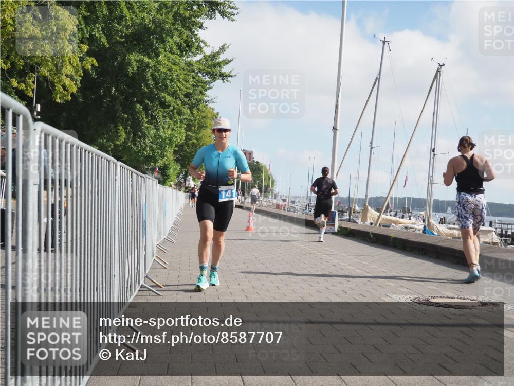 17.08.2025 - KN Förde Triathlon 2025 KatJ http://msf.ph/oto/8587707 17.08.2025 10:13:12 Laufen 141 meine-sportfotos.de