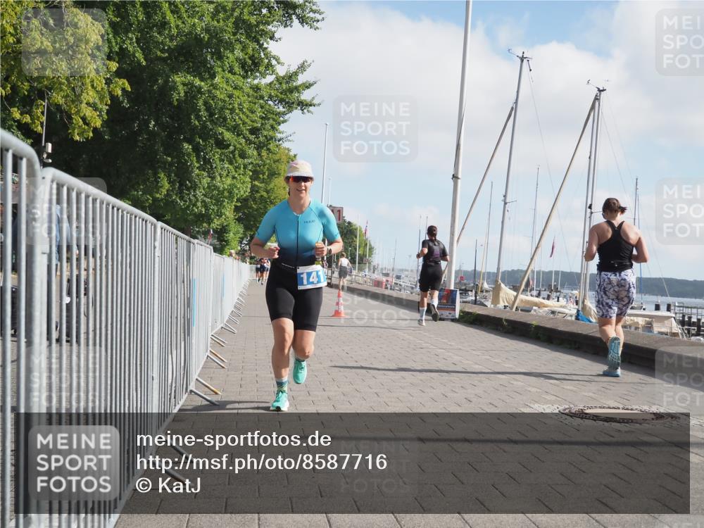 17.08.2025 - KN Förde Triathlon 2025 KatJ http://msf.ph/oto/8587716 17.08.2025 10:13:12 Laufen 141 meine-sportfotos.de