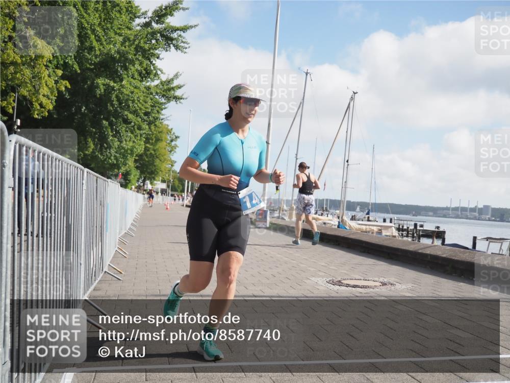 17.08.2025 - KN Förde Triathlon 2025 KatJ http://msf.ph/oto/8587740 17.08.2025 10:13:13 Laufen 141 meine-sportfotos.de