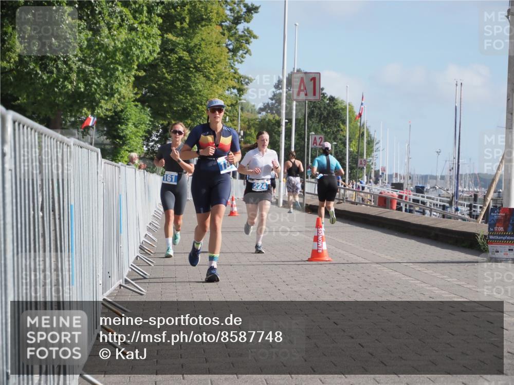 17.08.2025 - KN Förde Triathlon 2025 KatJ http://msf.ph/oto/8587748 17.08.2025 10:13:26 Laufen 161, 181, 224 meine-sportfotos.de
