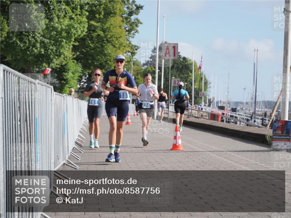 17.08.2025 - KN Förde Triathlon 2025 KatJ http://msf.ph/oto/8587756 17.08.2025 10:13:26 Laufen 161, 181, 224 meine-sportfotos.de