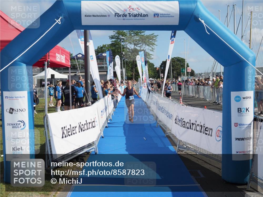 17.08.2025 - KN Förde Triathlon 2025 MichiJ http://msf.ph/oto/8587823 17.08.2025 10:28:14 Laufen 145 meine-sportfotos.de