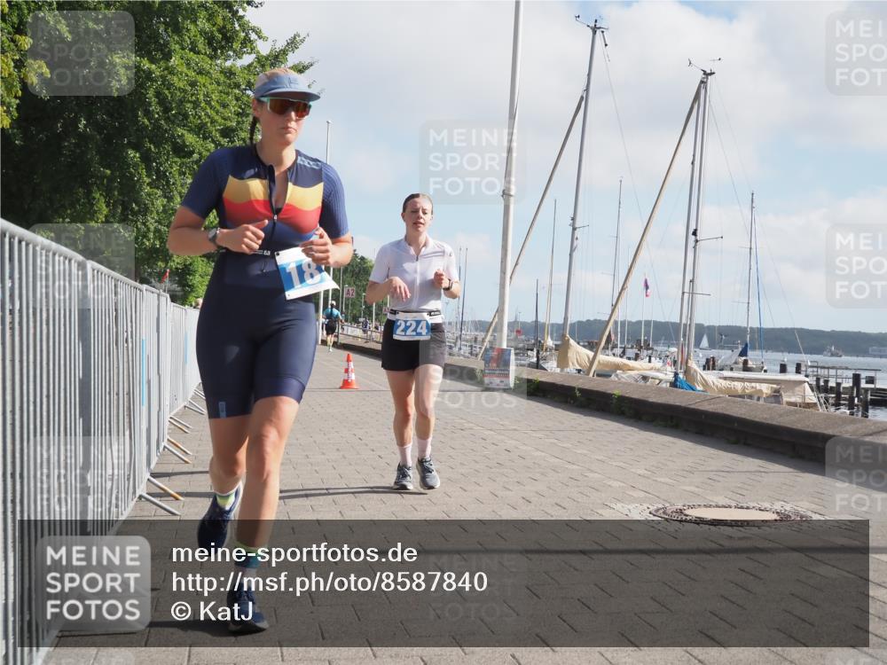 17.08.2025 - KN Förde Triathlon 2025 KatJ http://msf.ph/oto/8587840 17.08.2025 10:13:30 Laufen 161, 181, 224 meine-sportfotos.de