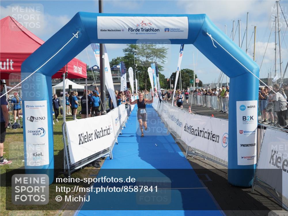 17.08.2025 - KN Förde Triathlon 2025 MichiJ http://msf.ph/oto/8587841 17.08.2025 10:28:14 Laufen 145 meine-sportfotos.de