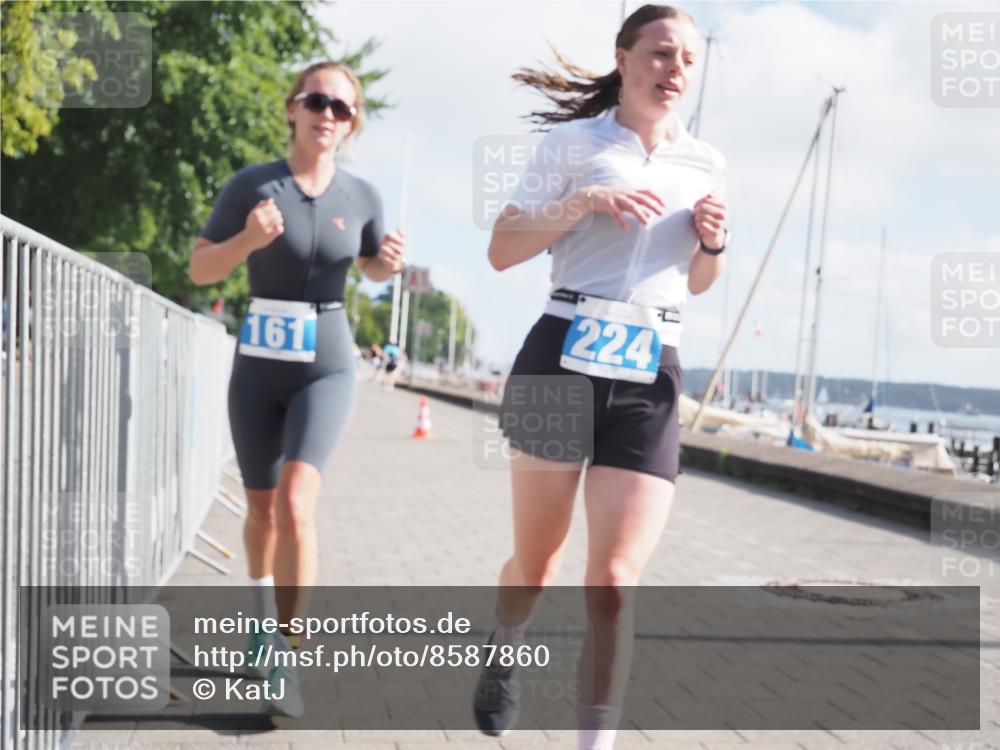 17.08.2025 - KN Förde Triathlon 2025 KatJ http://msf.ph/oto/8587860 17.08.2025 10:13:32 Laufen 161, 181, 224 meine-sportfotos.de